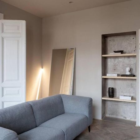 Authentic 1 Bd Old Town Apartment By Hostlovers Каунас Екстер'єр фото