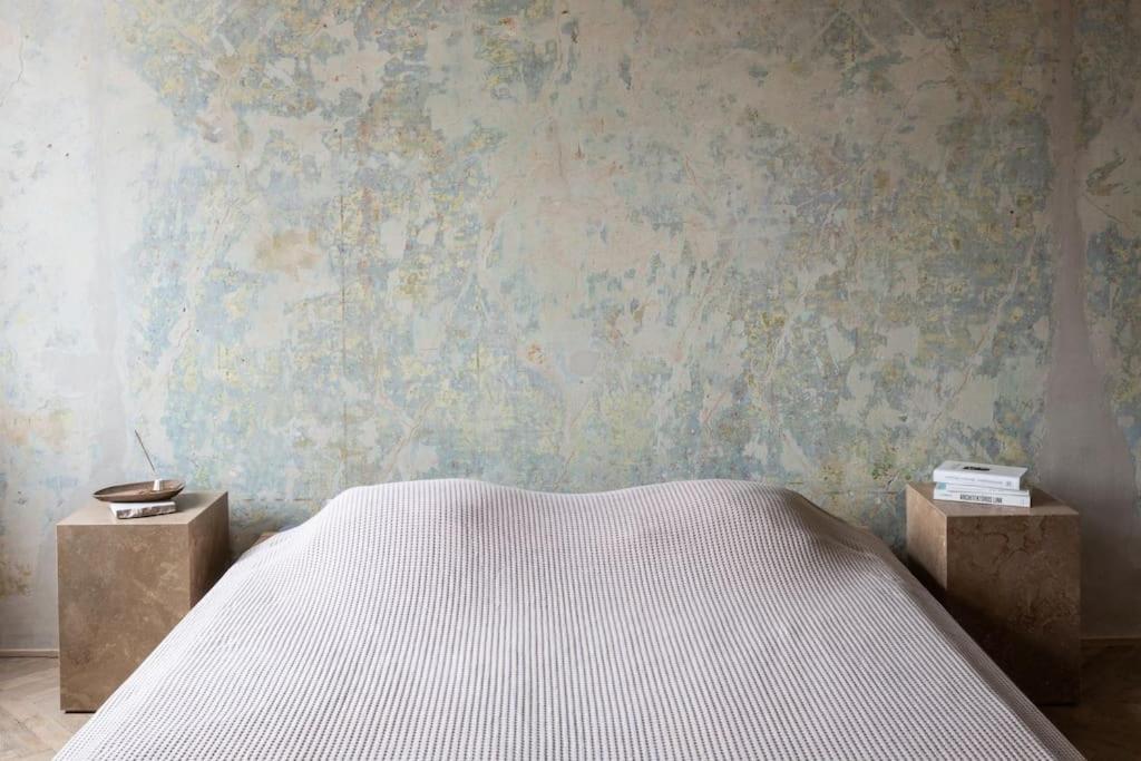 Authentic 1 Bd Old Town Apartment By Hostlovers Каунас Екстер'єр фото